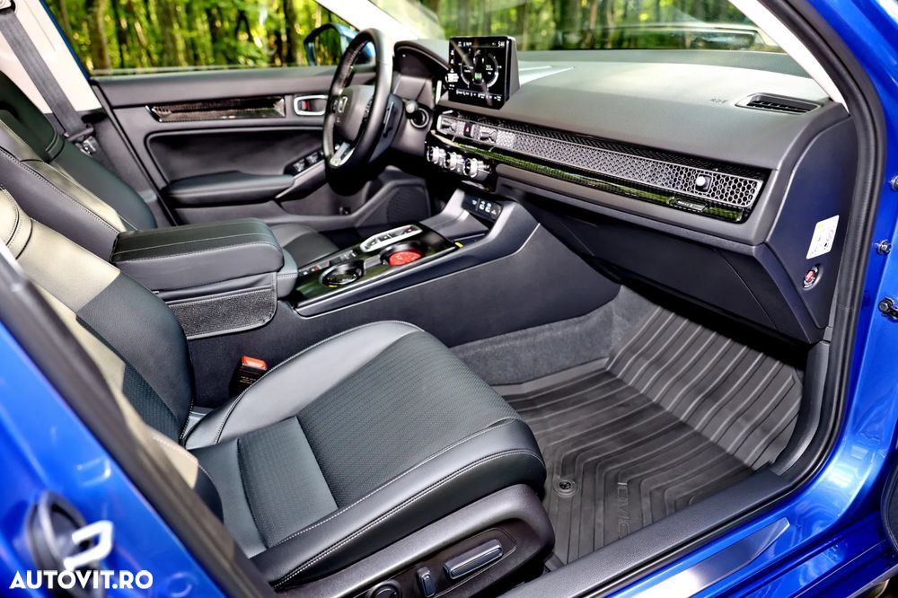 Honda Civic 2.0 e:HEV E-CVT Advance - 23
