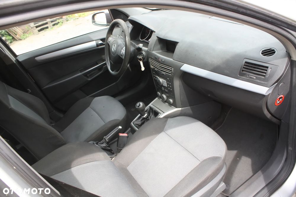 Opel Astra 1.7 CDTI Enjoy - 9