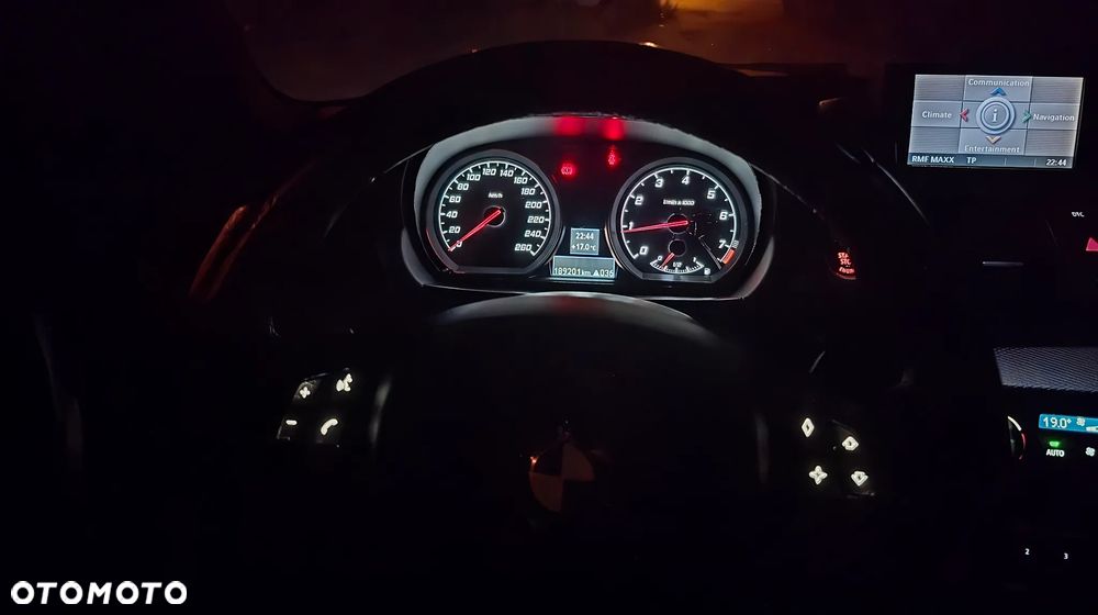 BMW Seria 1 120i - 17