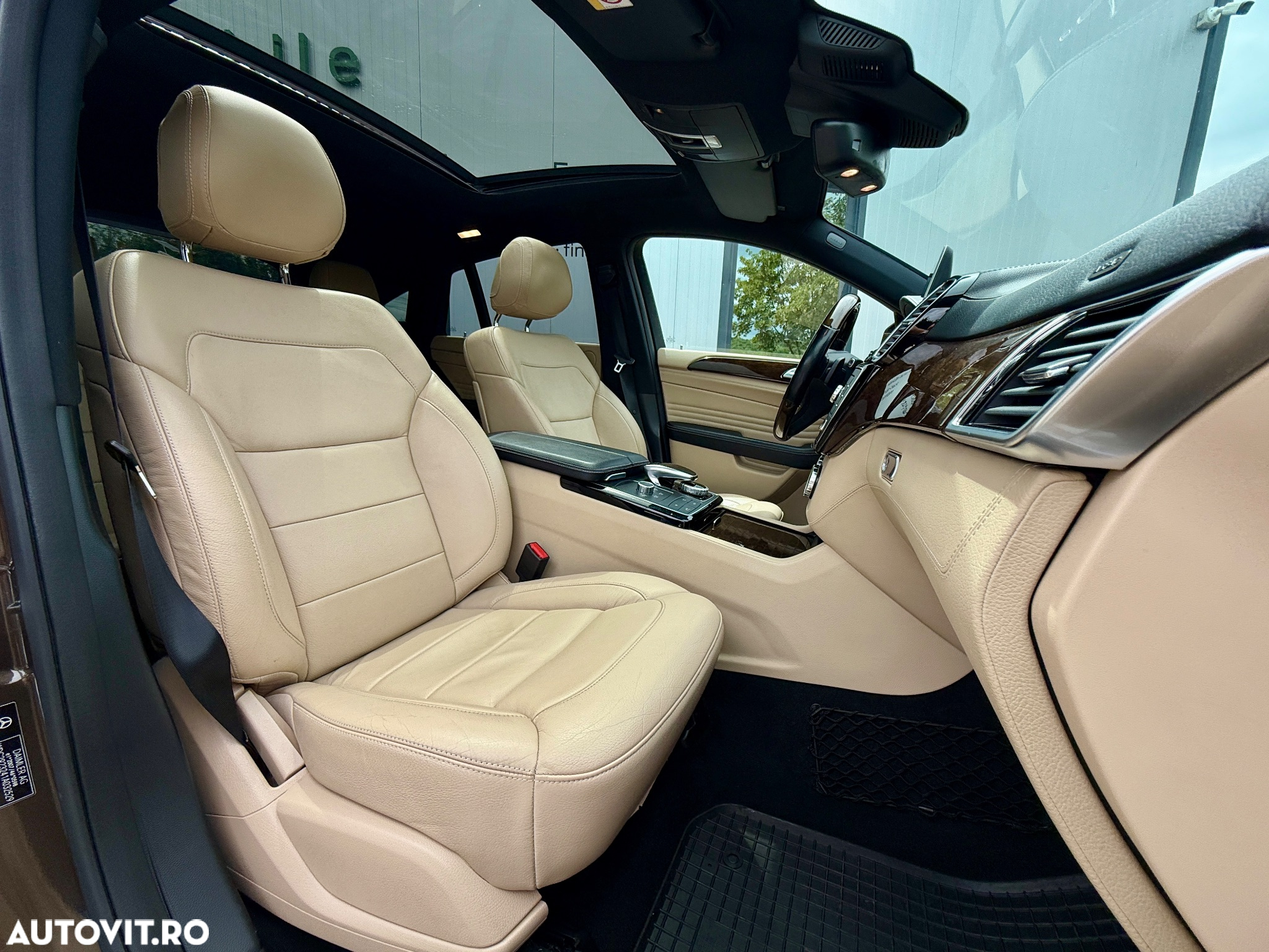 Mercedes-Benz GLE 350 d 4Matic 9G-TRONIC AMG Line - 24