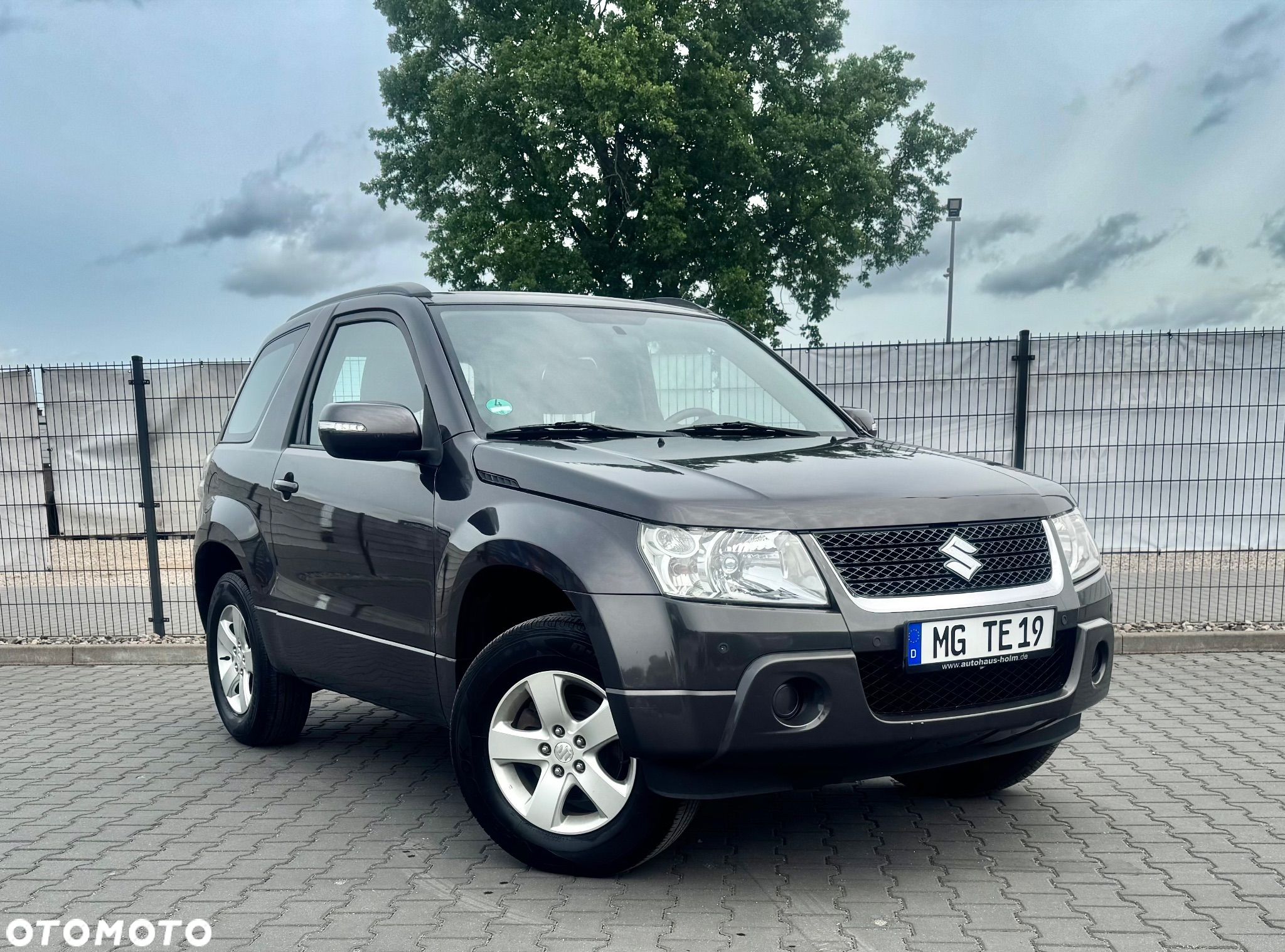 Suzuki Grand Vitara - 1