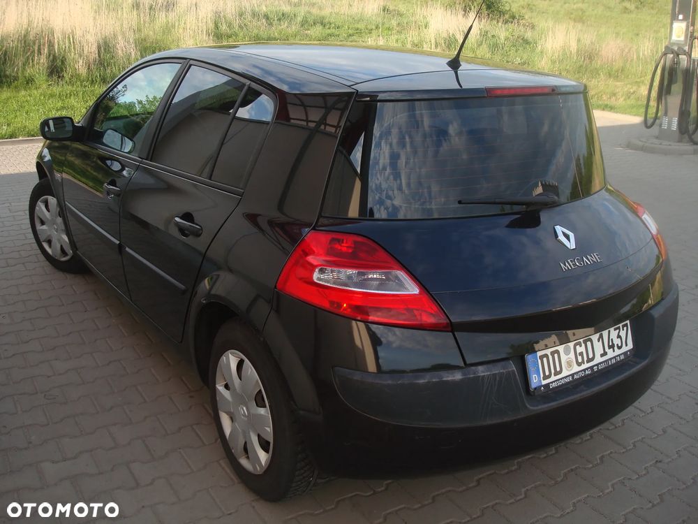 Renault Megane 1.6 16V 110 Dynamique - 10