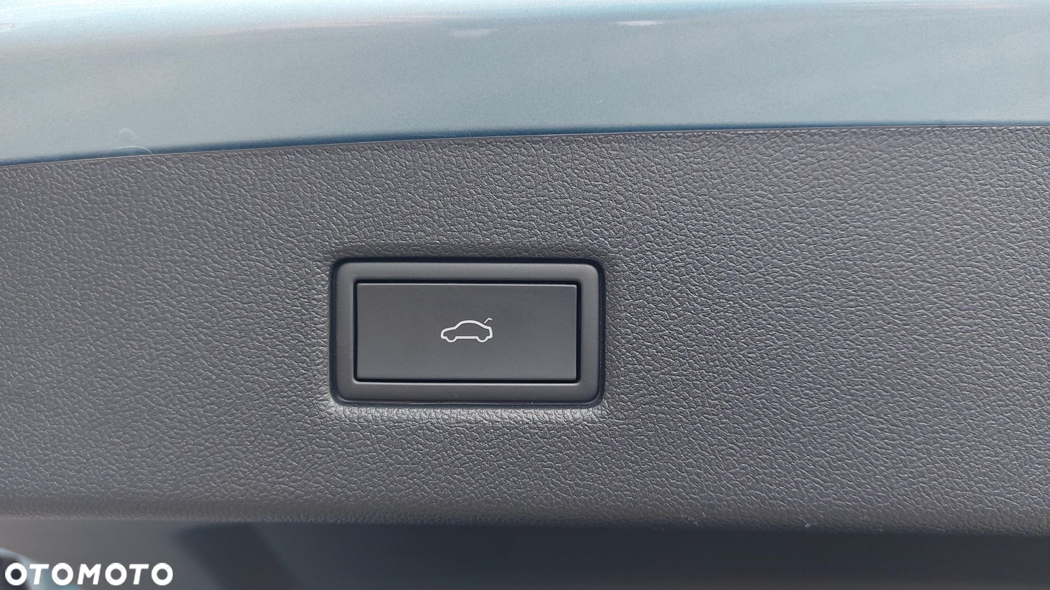 Ford Explorer 77kWh Premium RWD - 14