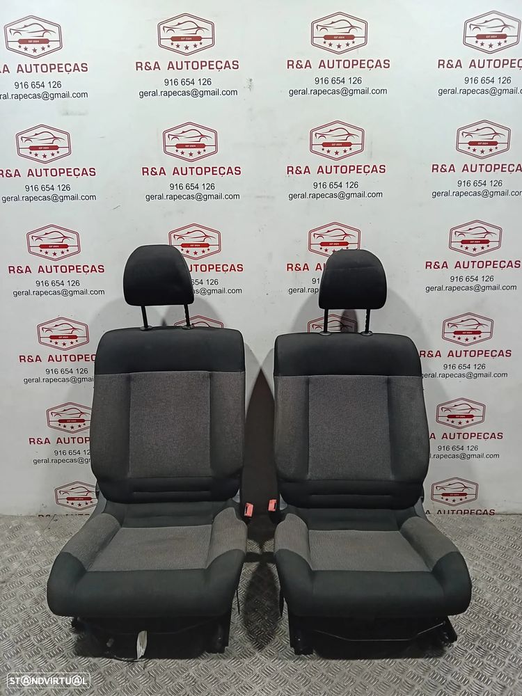 Conjunto de Bancos Citroën C4 Cactus em Tecido Imaculados Original - 10