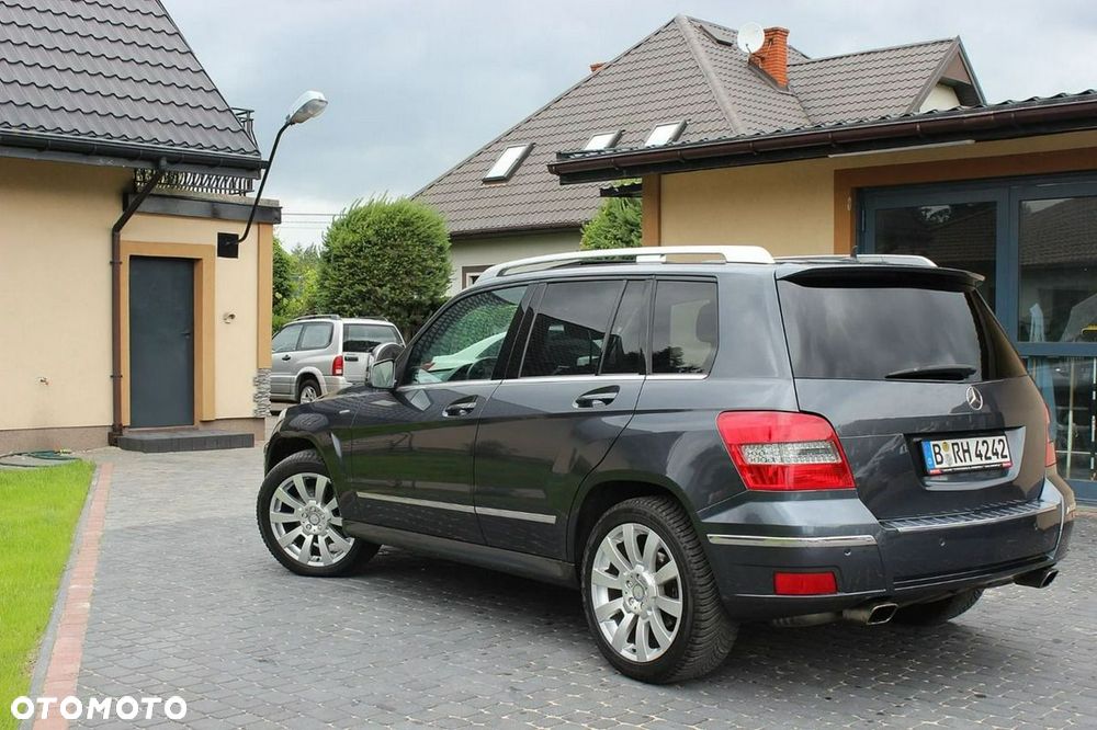 Mercedes-Benz GLK 250 CDI DPF 4Matic BlueEFFICIENCY 7G-TRONIC - 37
