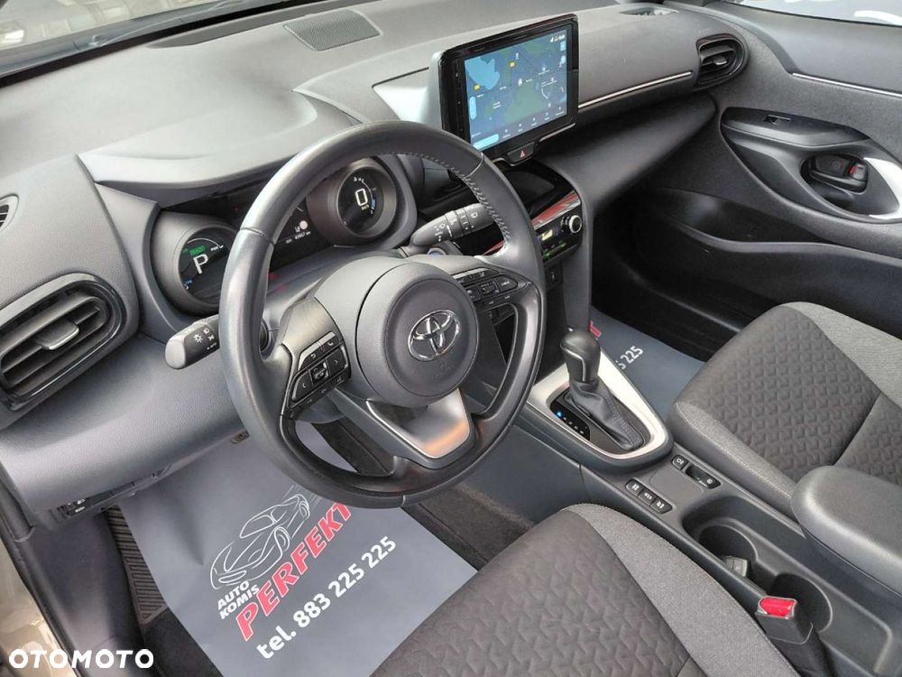 Toyota Yaris Cross - 13