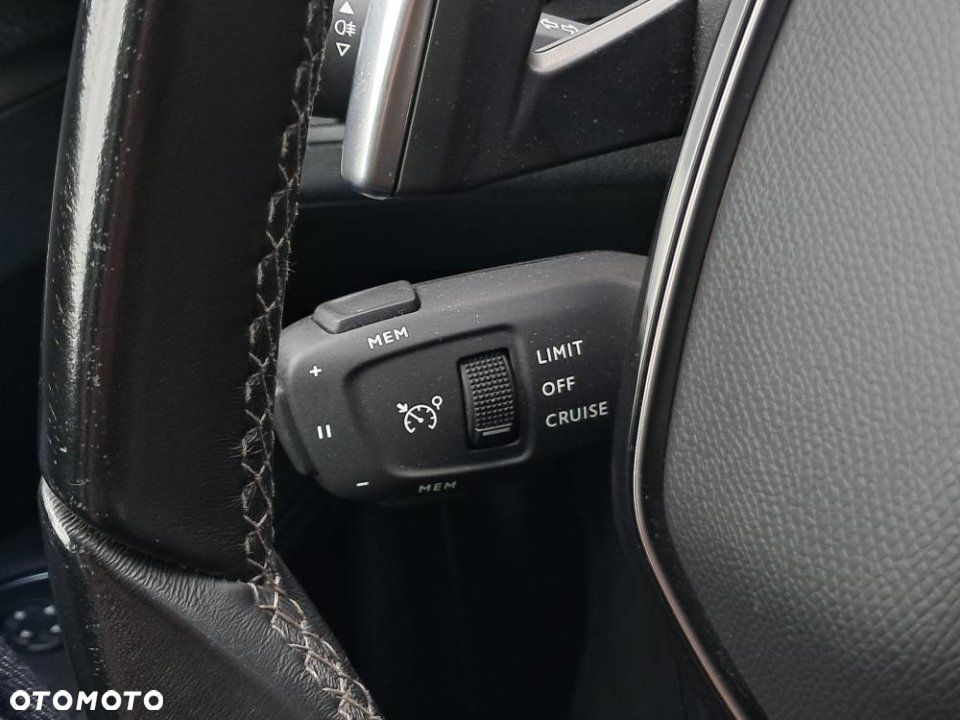 Peugeot 3008 - 23