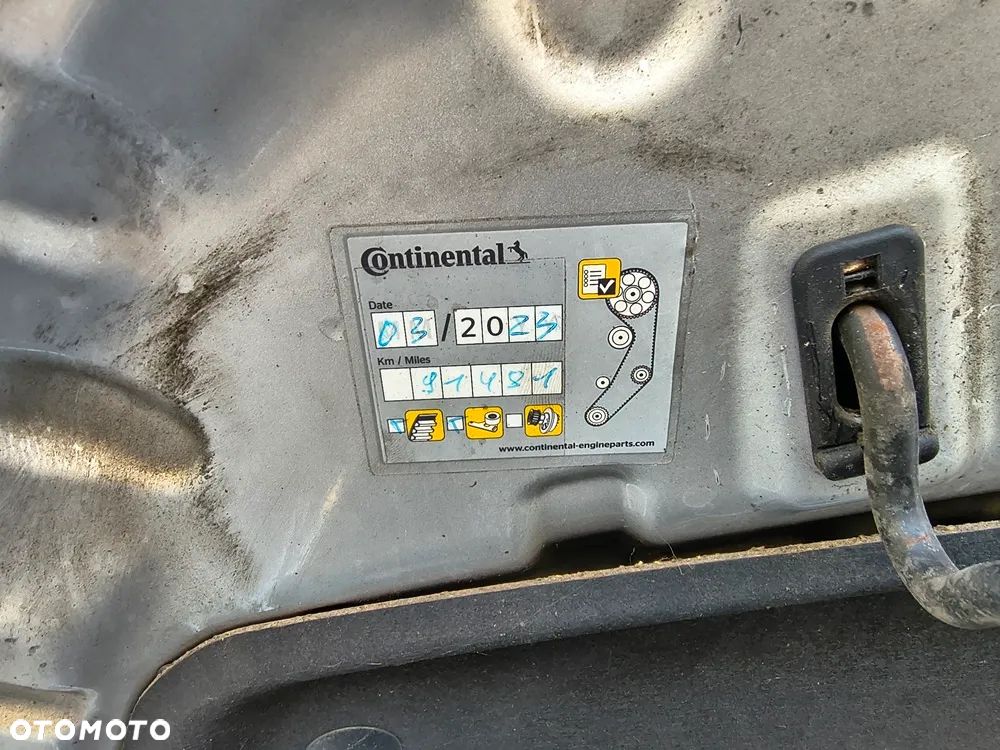 Chevrolet Cruze 1.6 LT - 31