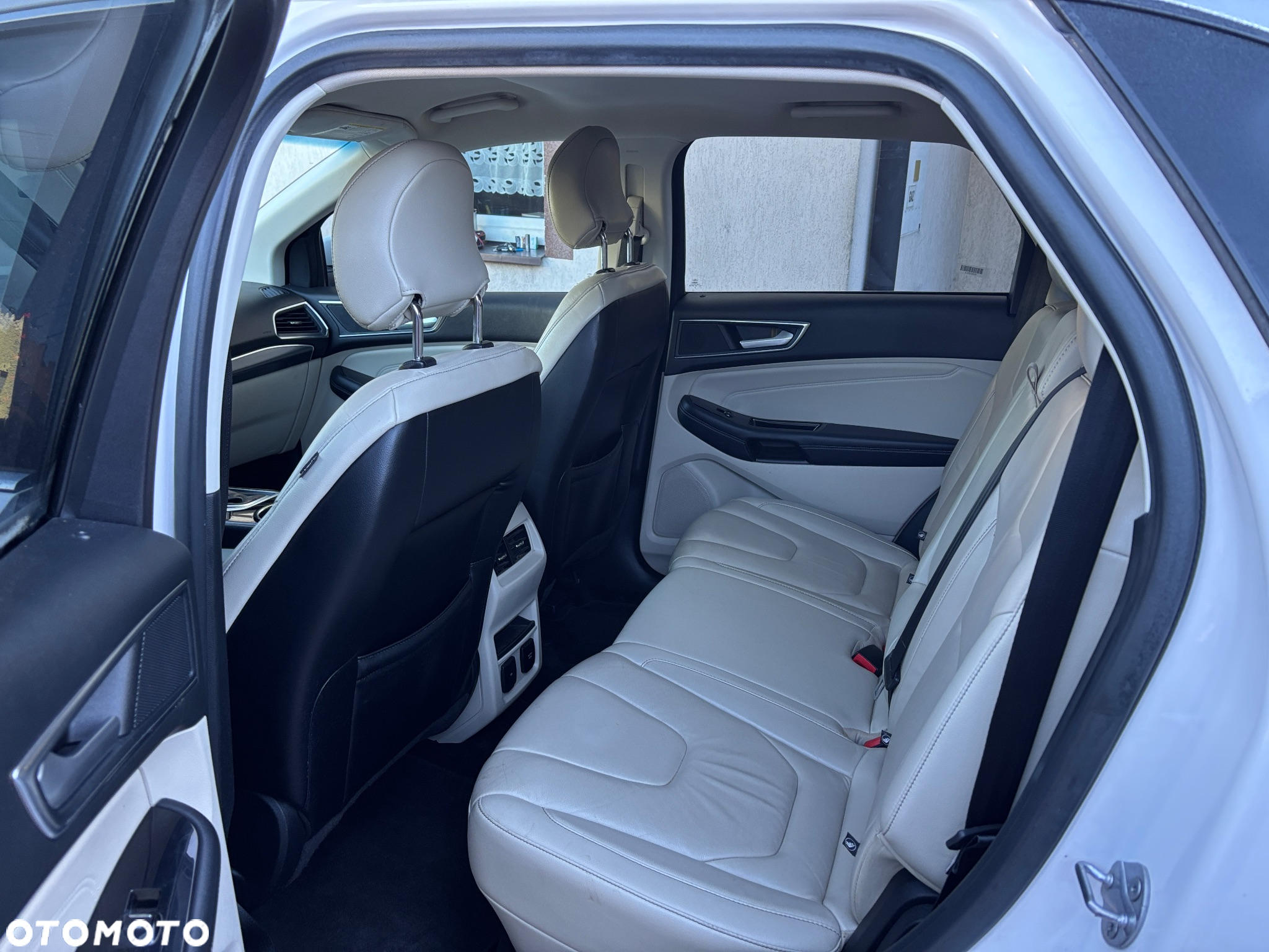 Ford Edge - 12