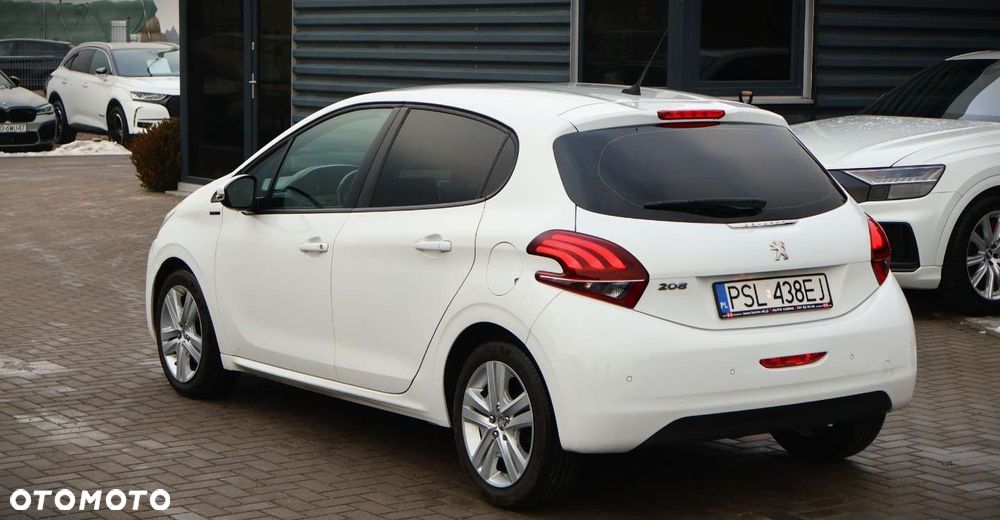 Peugeot 208 - 7