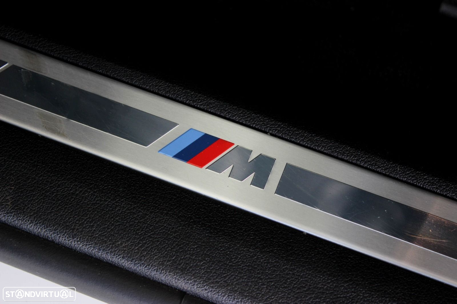 BMW 116 d Pack 50 anos M Auto - 34