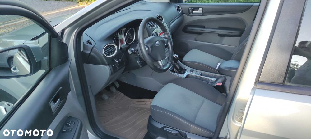Ford Focus - 2