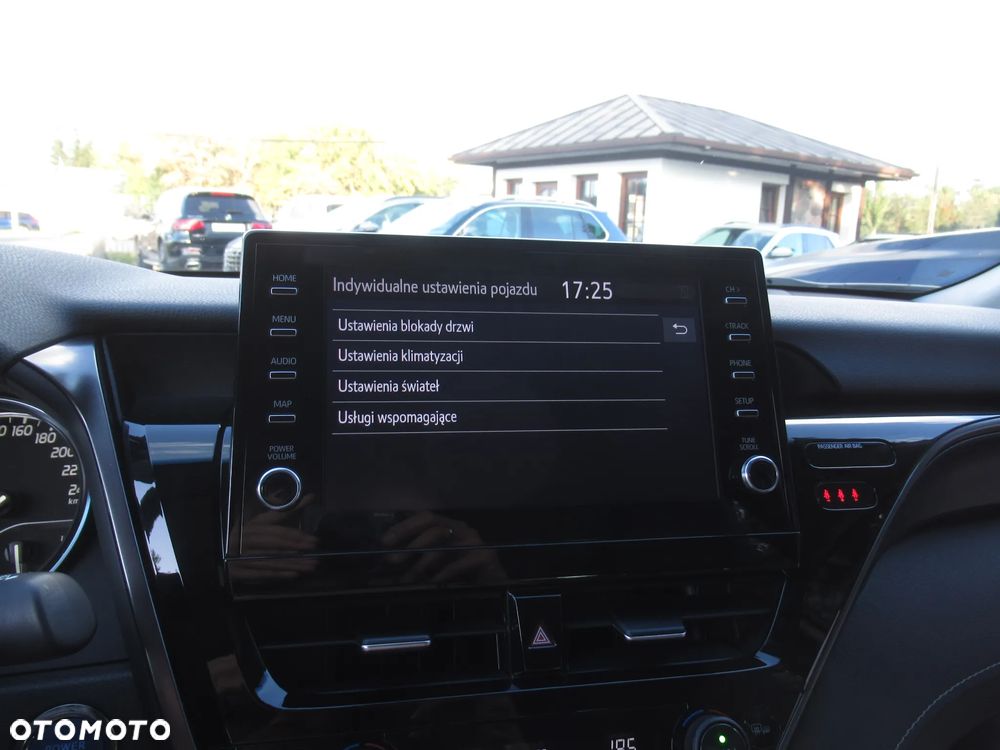 Toyota Camry 2.5 Hybrid Prestige CVT - 23
