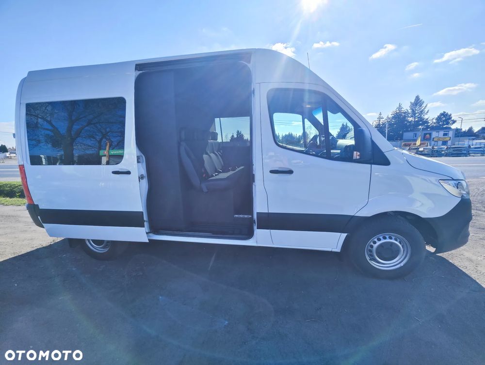 Mercedes-Benz SPRINTER wersja średnia Brygadówka 7-osobowa klima tempomat  salon Polska - 9