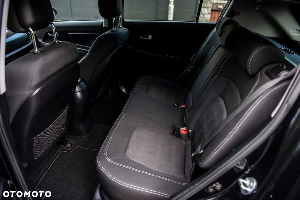 Kia Sportage 1.6 GDI 2WD Attract - 31