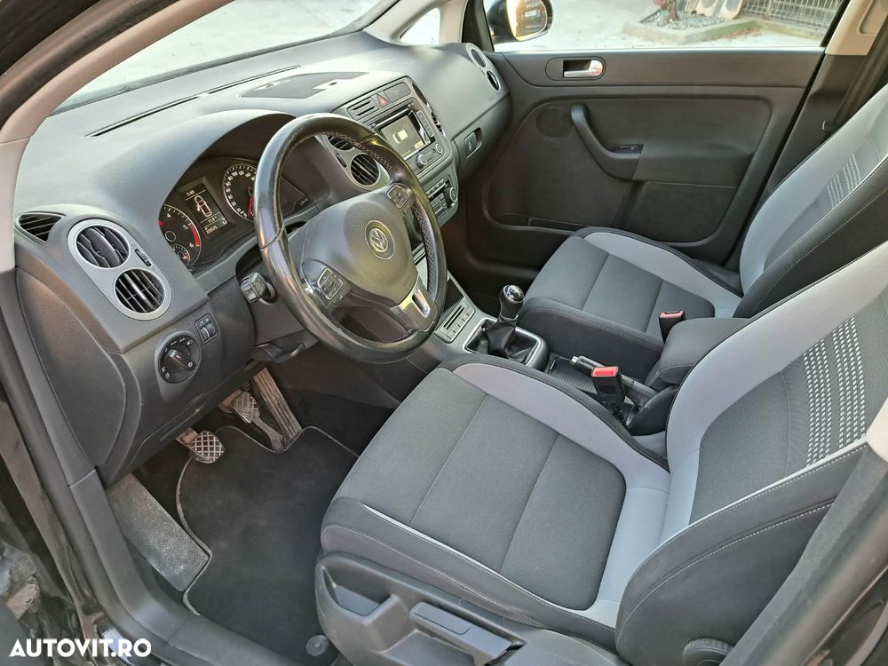 Volkswagen Golf Plus 1.6 TDI DPF Life - 8