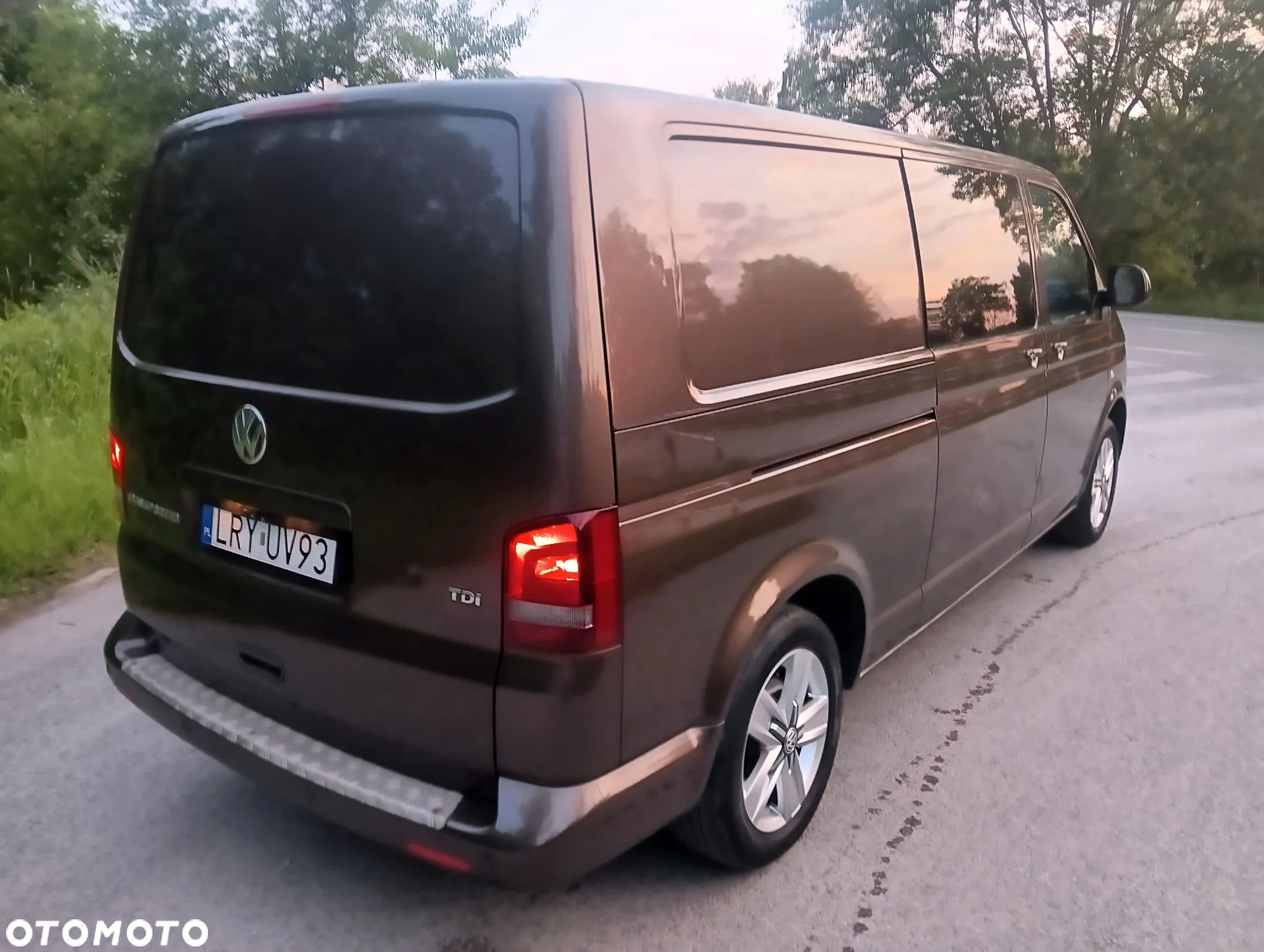 Volkswagen Transporter Caravelle Kurz Comfortline - 25