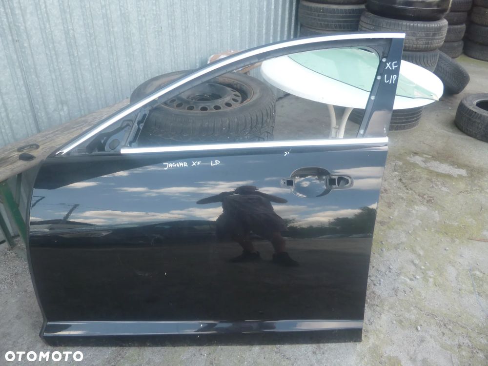 JAGUAR XF 2013 LEWE PRZEDNIE DRZWI - 3