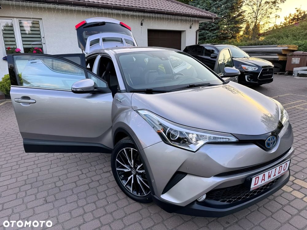 Toyota C-HR Lounge - 2