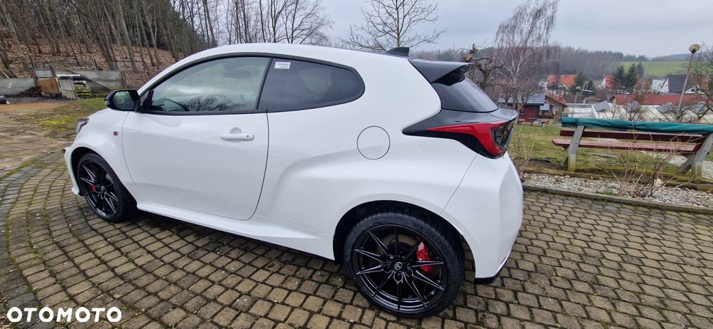 Toyota Yaris 1.5 GR Sport - 13