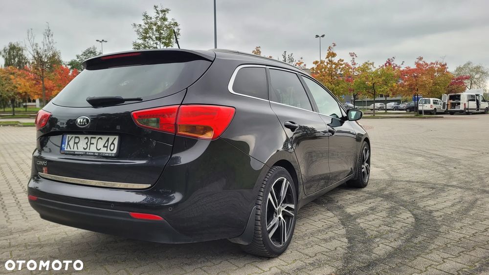 Kia Ceed 1.6 GDI L DCT - 9