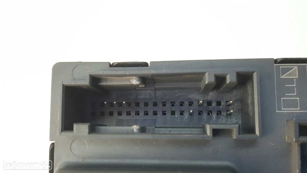 CENTRALINA/BOMBA FECHO CENTRAL AUDI A6 BERLINA (4F2) 3.0 TDI QUATTRO (165KW) - 4