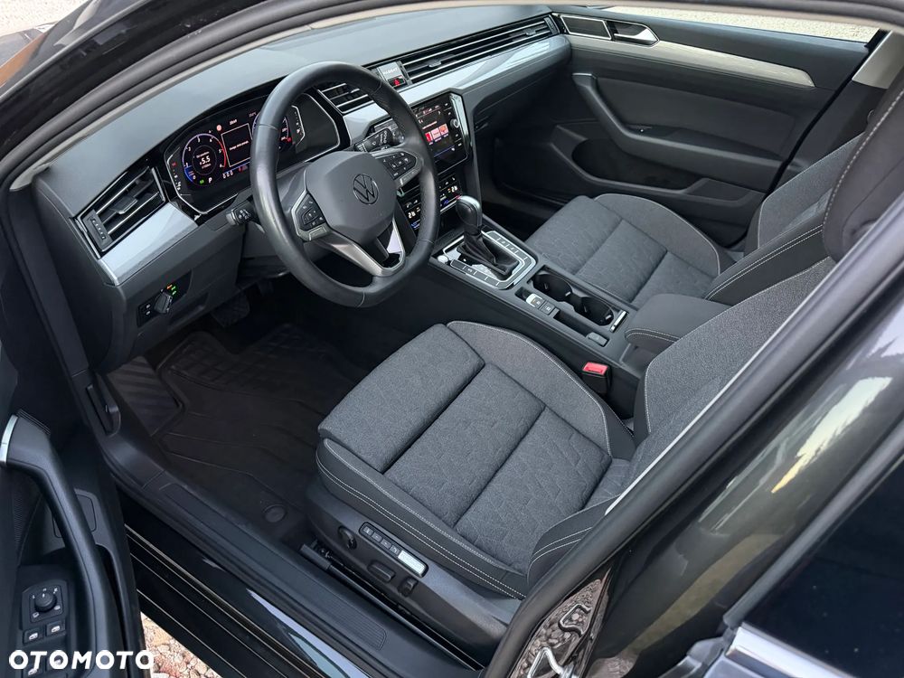 Volkswagen Passat Variant - 5