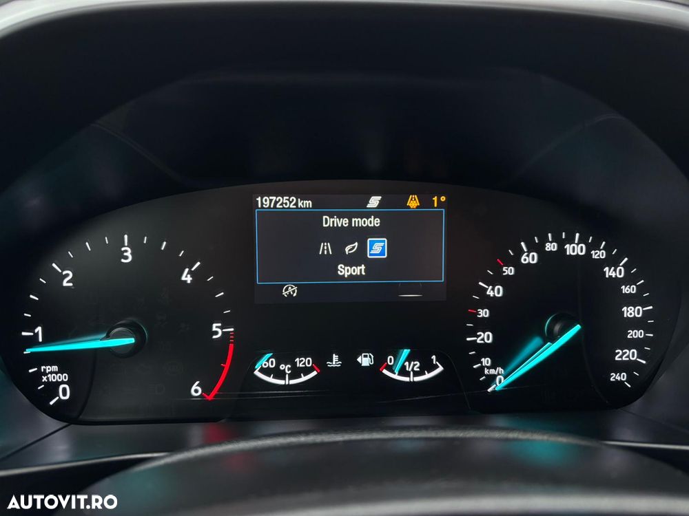 Ford Focus 1.5 TDCi DPF Start-Stopp-System Titanium - 17