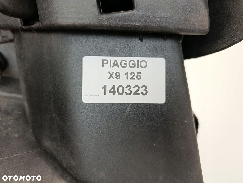PIAGGIO X9 125 KOKPIT - 7