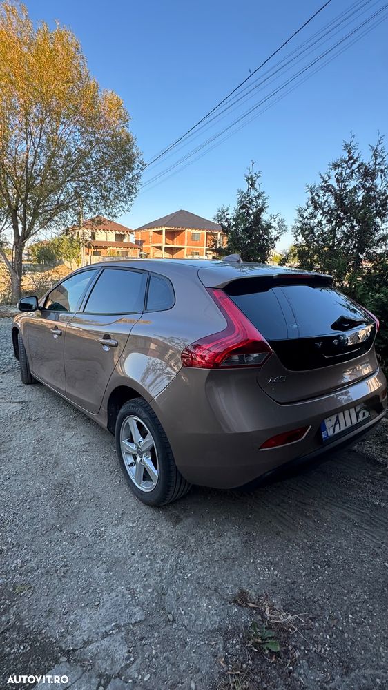 Volvo V40 - 4