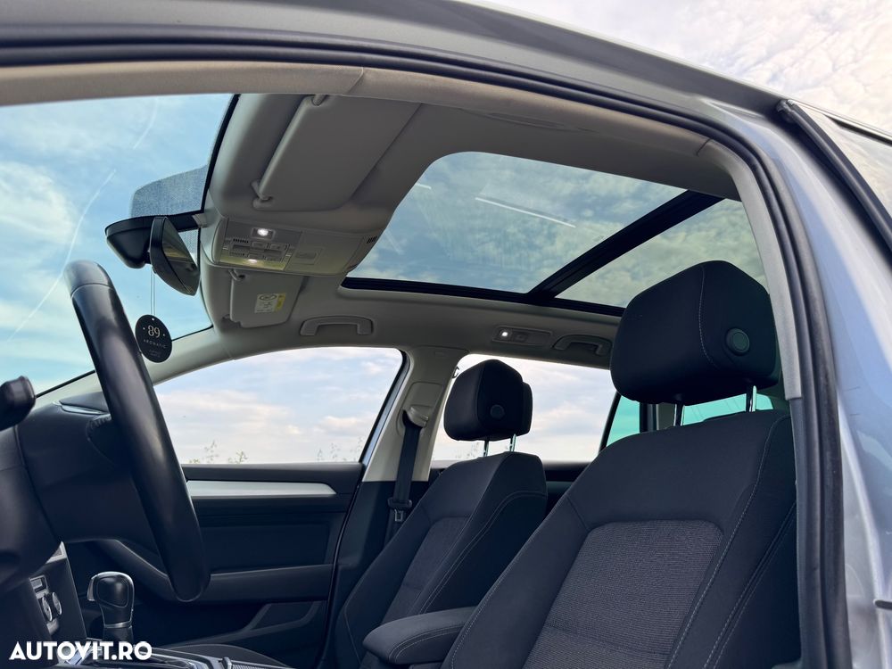 Volkswagen Passat - 5
