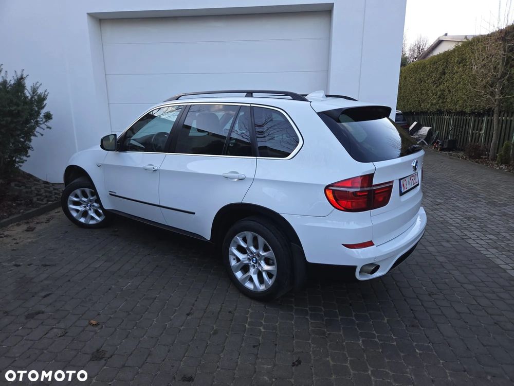 BMW X5 xDrive35i Edition Exclusive - 22