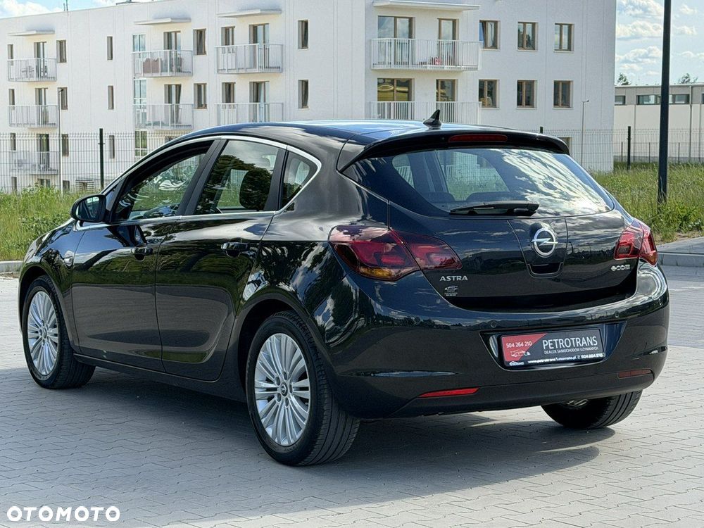 Opel Astra 1.7 CDTI Cosmo S&S - 11