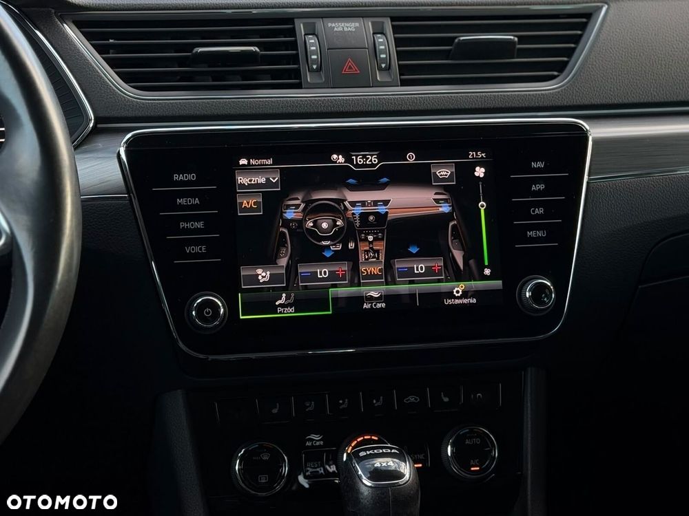 Skoda Superb 2.0 TDI SCR 4x4 Scout DSG - 36