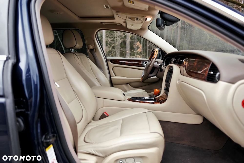 Jaguar XJ XJ8 4.2 LWB High - 18