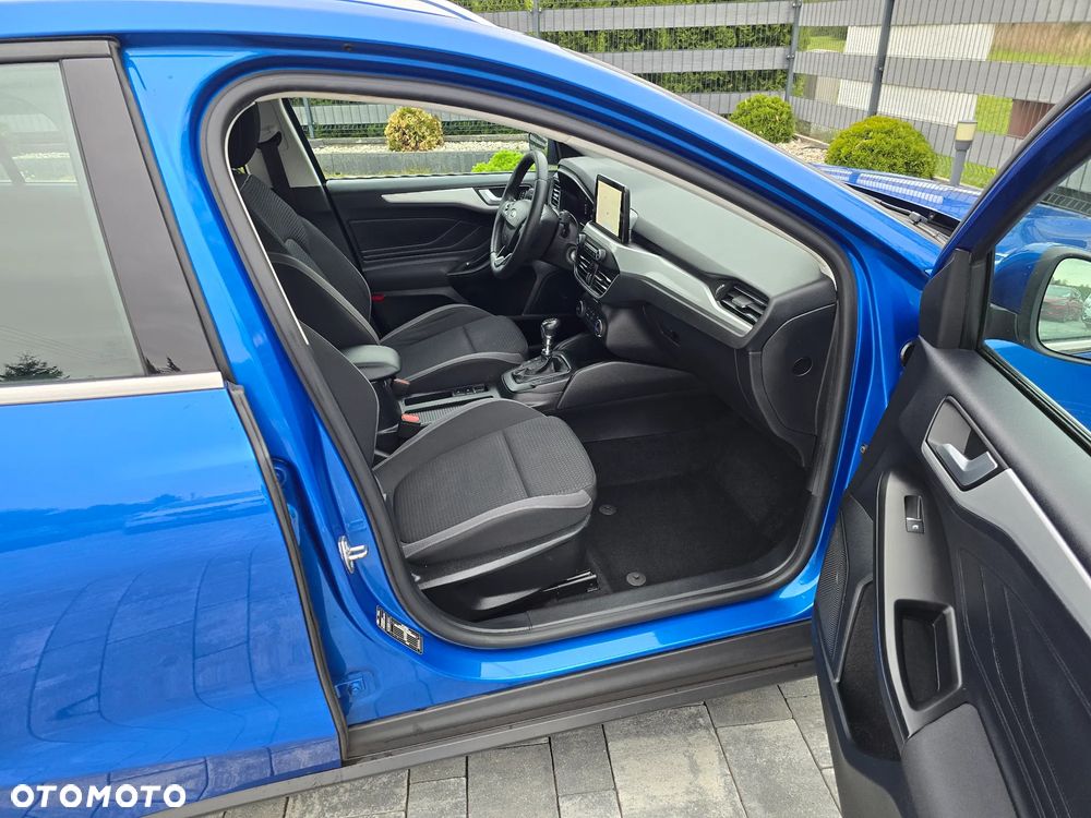 Ford Focus 1.0 EcoBoost STart-Stopp-System TITANIUM - 9