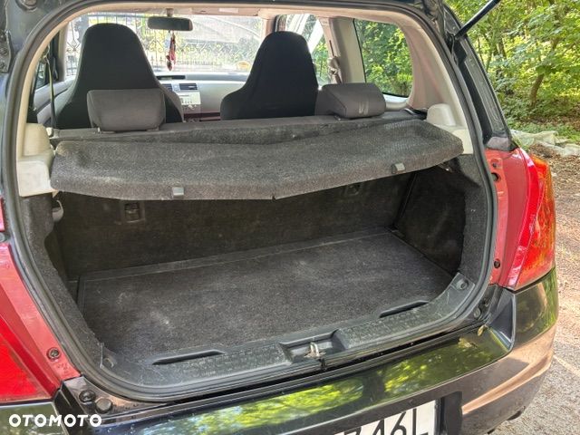 Suzuki Swift - 6