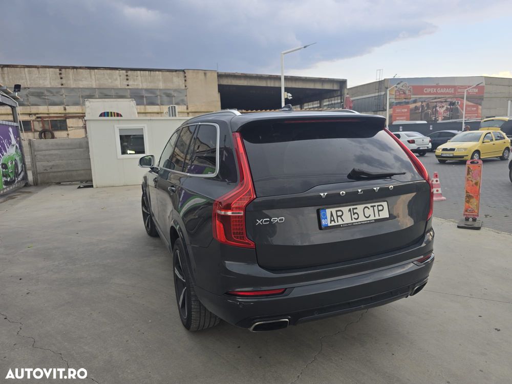Volvo XC 90 D5 AWD R-Design - 8