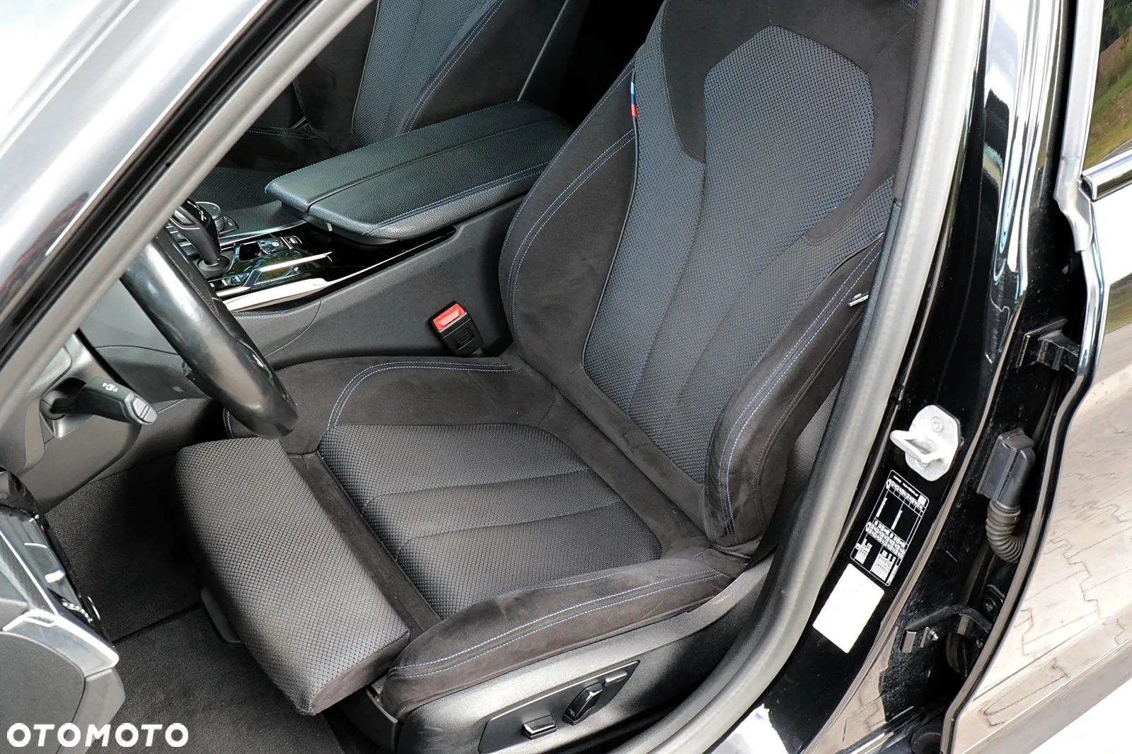 BMW Seria 5 520d Touring M Sport Edition - 21