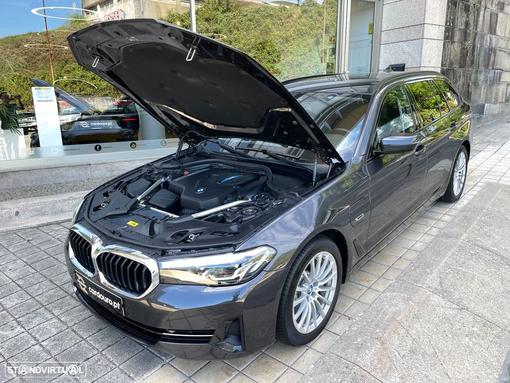 BMW 520 e - 38