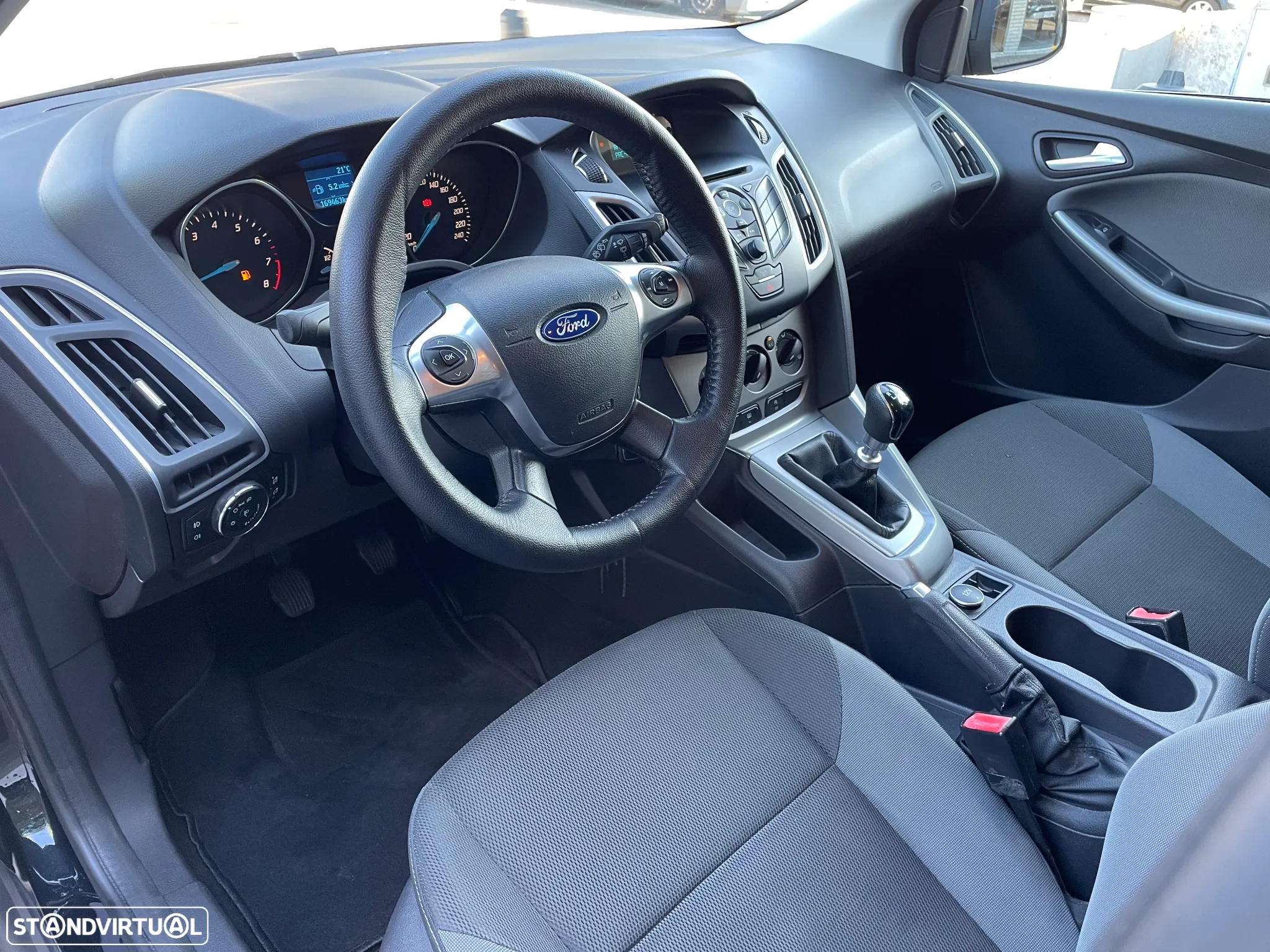 Ford Focus SW 1.0 EcoBoost S&S TITANIUM - 18