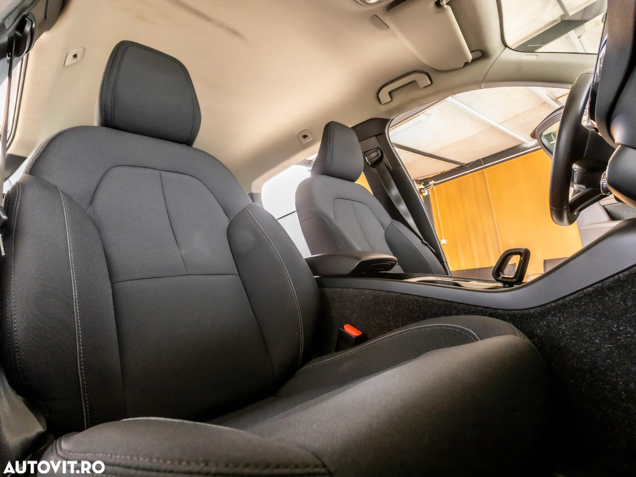 Volvo XC 40 Recharge T4 Twin Engine AT7 Inscription Expression - 5