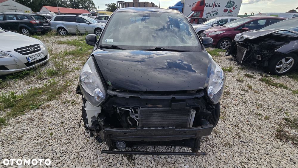 Kia Picanto 1.0 L - 4