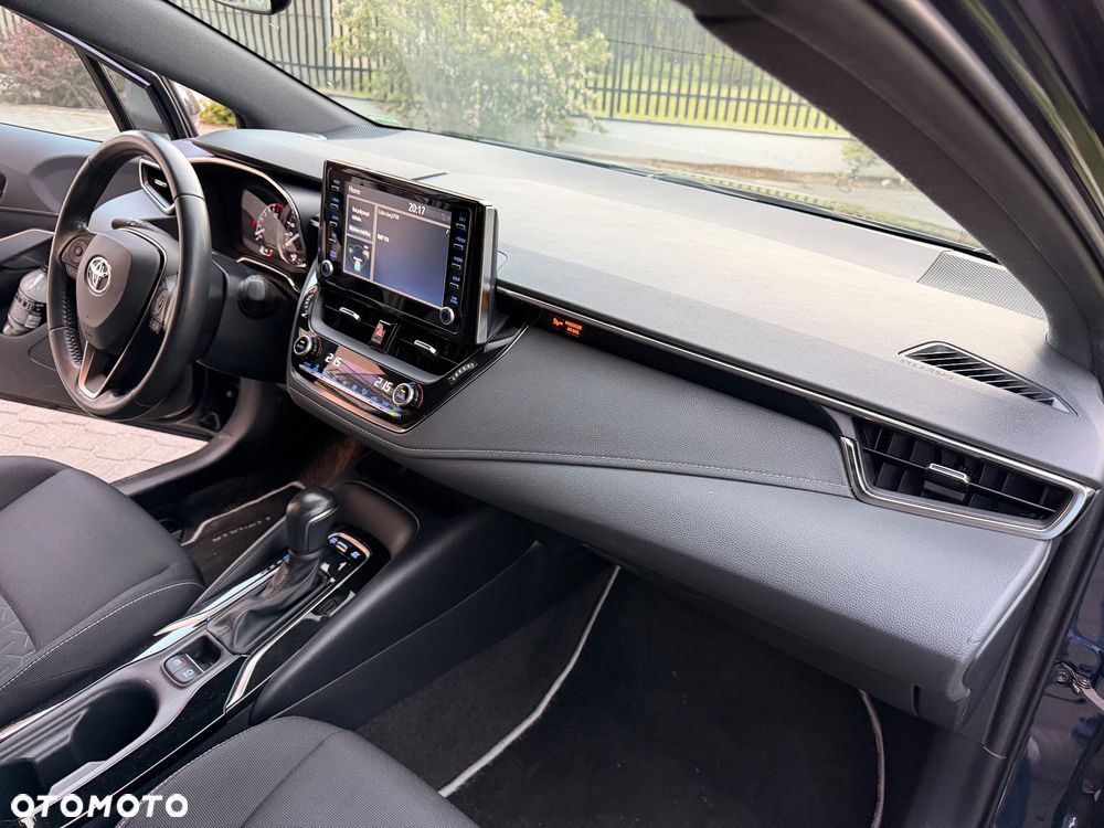 Toyota Corolla 1.8 Hybrid Comfort - 24