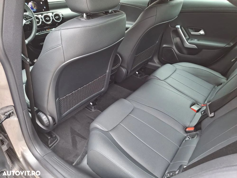 Mercedes-Benz CLA 200 7G-DCT Progressive Line Advanced - 14