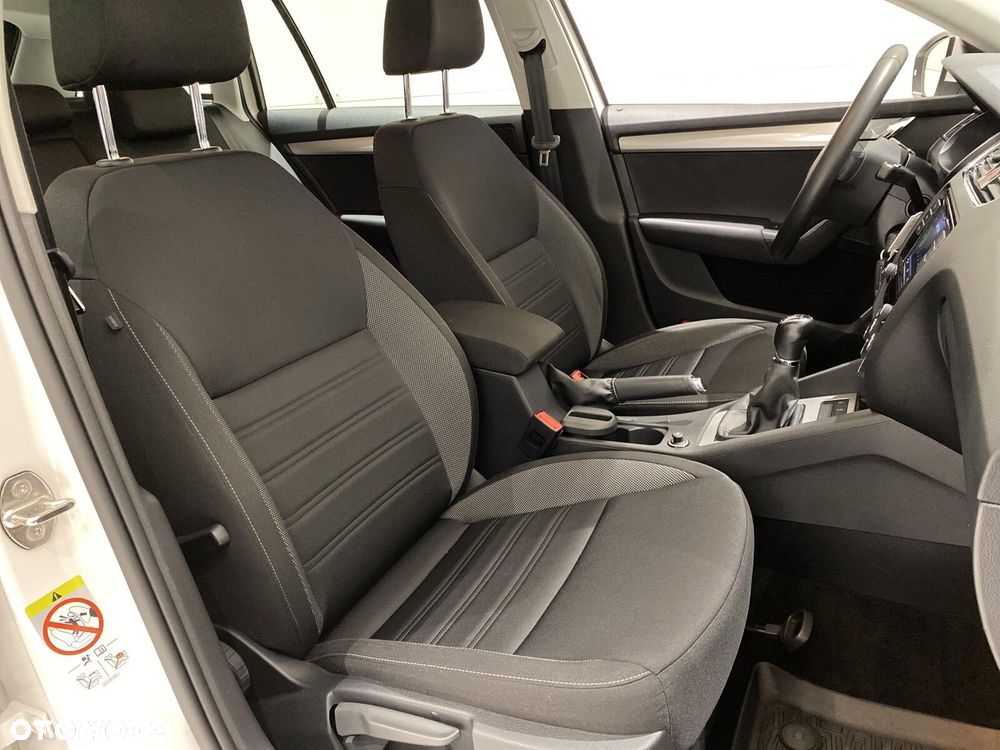 Skoda Octavia 1.6 TDI Ambition - 16