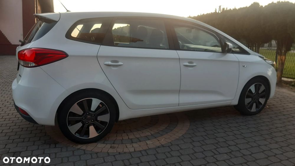Kia Carens 1.7 CRDi L - 28