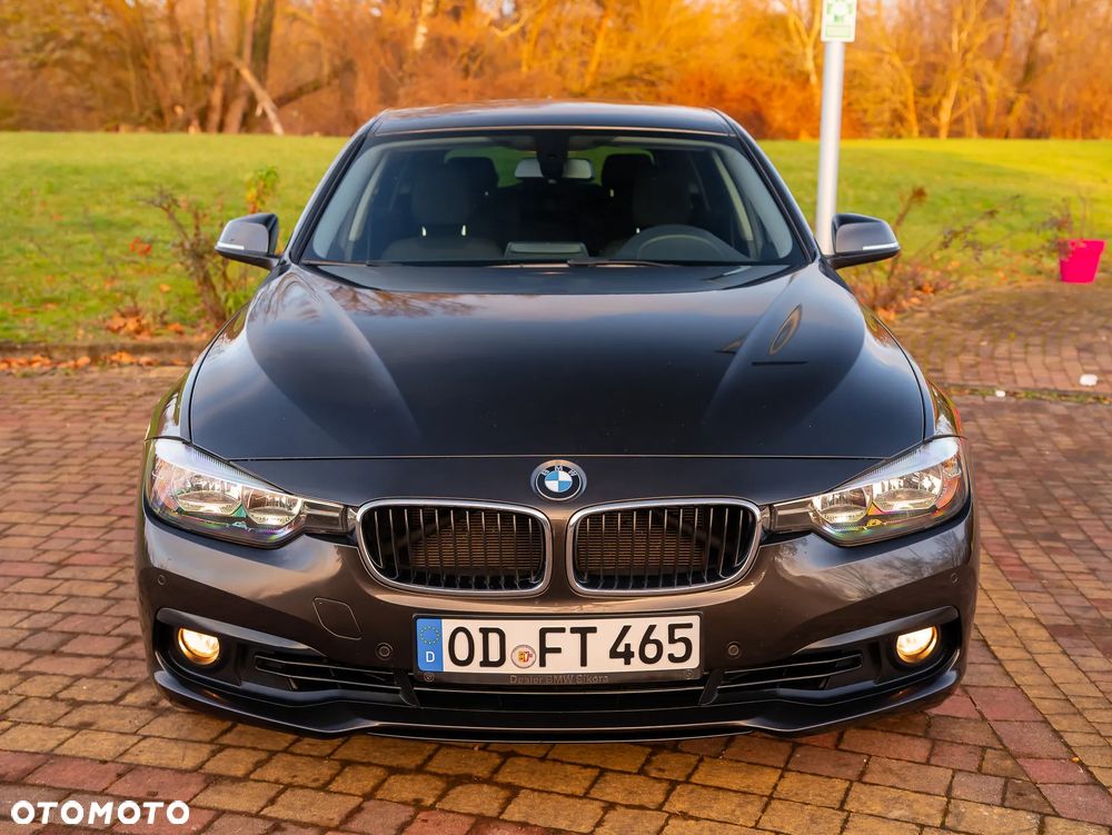 BMW Seria 3 320i Advantage - 11