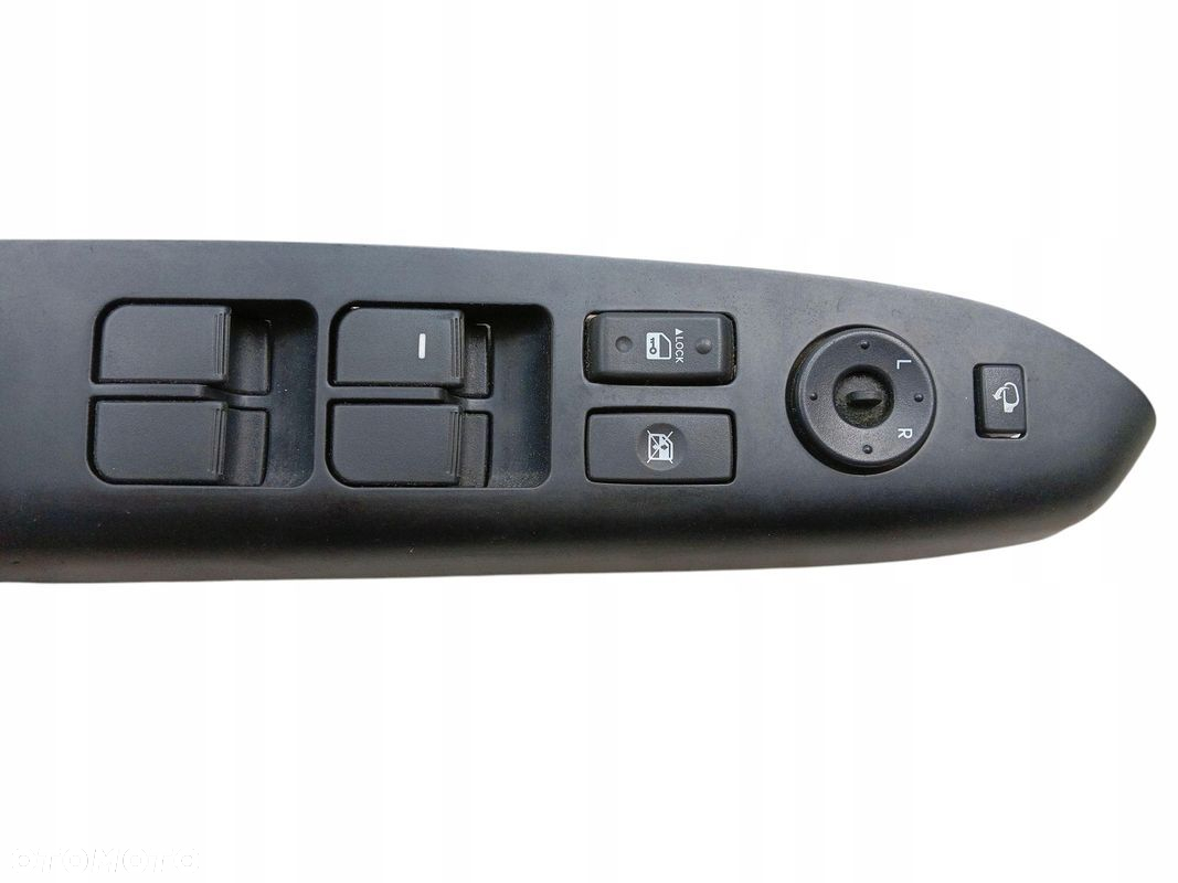 PRZEŁĄCZNIK PANEL STEROWANIA SZYB LUSTEREK KIA SOUL I AM 93570-2K000 - 5