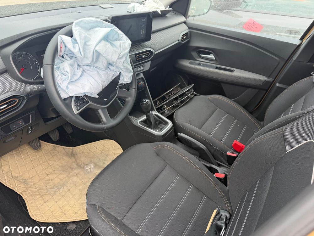 Dacia Sandero Stepway TCe 110 Extreme - 3